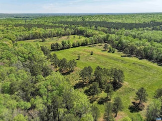 4048 Old Grain Rd, Woodford, VA 22580