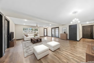 2643 W Gramercy Place, San Antonio, TX 78228
