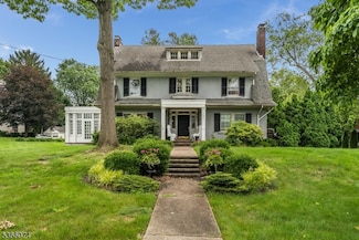 701 Hillcrest Blvd, Phillipsburg, NJ 08865