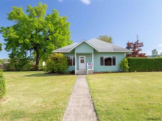 686 Orchard St, Monroe, OR 97456
