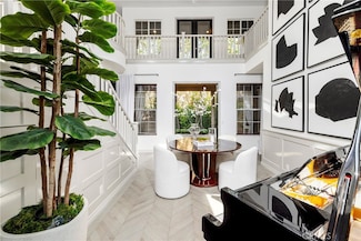 8 Upland, Irvine, CA 92602