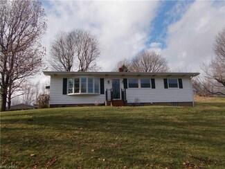 35301 Hillcrest Rd, Barnesville, OH 43713