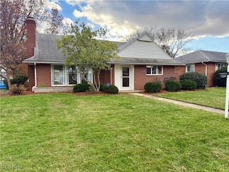 702 35th St NW, Canton, OH 44709