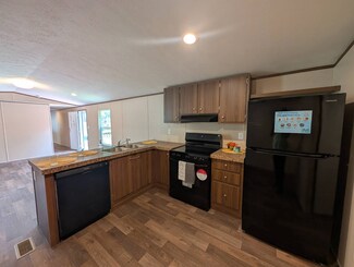 137 Sanders Ln Unit 137, Greenville, SC 29609