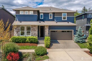 718 NE 4th St, North Bend, WA 98045