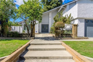 25381 Mackenzie St, Laguna Hills, CA 92653