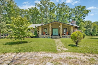 1441 Pennsylvania Ave, Jamestown, TN 38556