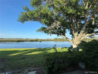 11568 W Bayshore Dr Unit 17, Crystal River, FL 34429