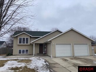 220 6th Ave SE, Sleepy Eye, MN 56085