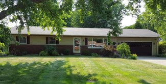 2828 Hanley Rd E, Saint Joseph, MI 49085