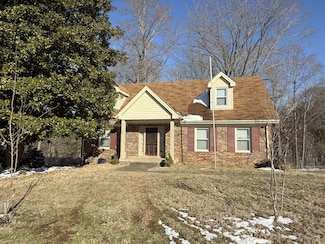 1033 Foxmoor Dr, Clarksville, TN 37042