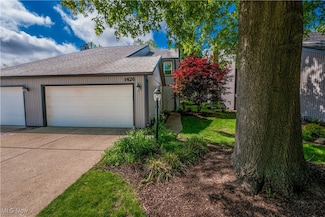 1426 Easthill Square NE, Canton, OH 44714