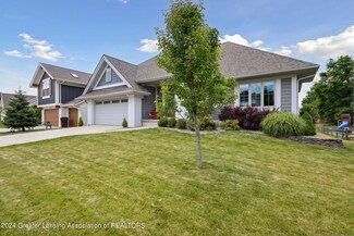 16924 Willowbrook Dr, Bath Township, MI 48840
