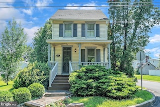676 Jones Ave, Lansdale, PA 19446