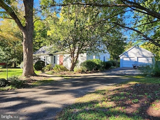 28538 Edgemere Rd, Easton, MD 21601