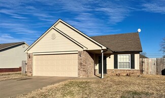 613 S Creek St, Skiatook, OK 74070