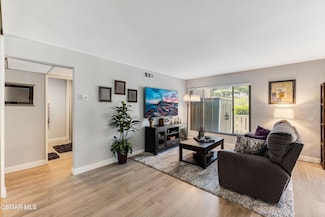 348 Chestnut Hill Ct Unit 17, Thousand Oaks, CA 91360