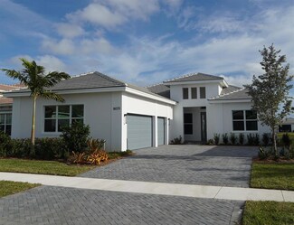 9075 SW Roccia Way, Port Saint Lucie, FL 34987