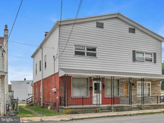 122 W Hancock St, Saint Clair, PA 17970