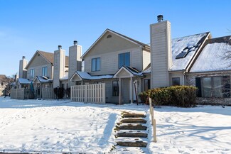 7853 Harrisburg Ln, Fort Wayne, IN 46835