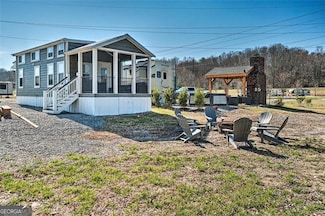 102 Mountain Rd, Morganton, GA 30560
