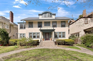 706 Forest Ave, Evanston, IL 60202