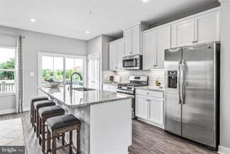 8403 Hamlin St Unit 104B, Lanham, MD 20706