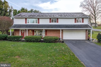 2210 Berkshire Rd, Lancaster, PA 17603