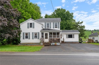 365 Glasgow St, Clyde, NY 14433