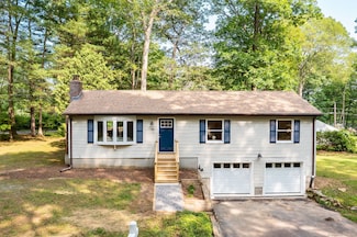 40 Deerfield Dr, Ashford, CT 06278