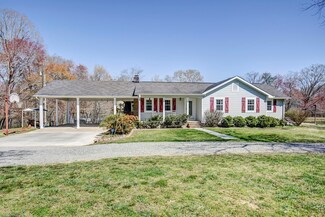 684 Phillips Hollow Rd, Chickamauga, GA 30707
