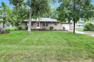 136 Grant Ave NW Unit 213, Richmond, MN 56368