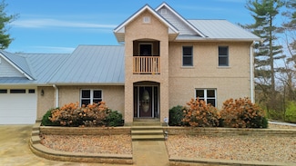 7231 S Lost Nation Rd, Dixon, IL 61021