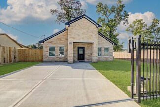 5911 Rietta St, Houston, TX 77016