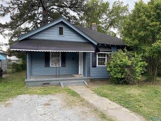 307 Hoke St, Gadsden, AL 35903