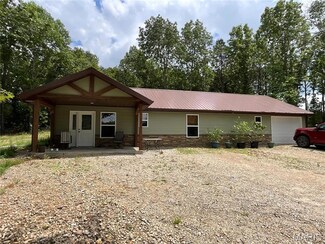 2887 County Road 5620, Willow Springs, MO 65793