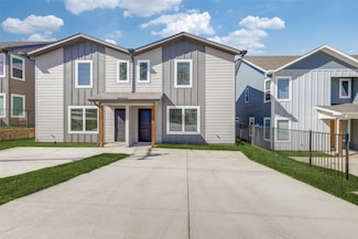 1035-1033 Ray Dr, Denison, TX 75020