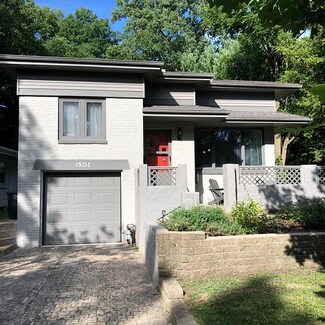 1302 N Lafayette Blvd, South Bend, IN 46617
