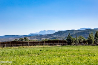 153 W Lazy Acres Ln, Kamas, UT 84036