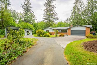 8919 Valley View Rd, Custer, WA 98240