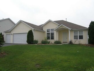 4152 Chandan Blvd, Poplar Grove, IL 61065