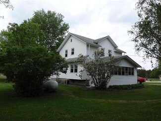 301 Railroad Ave, Chana, IL 61015
