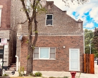 2300 W 19th St, Chicago, IL 60608