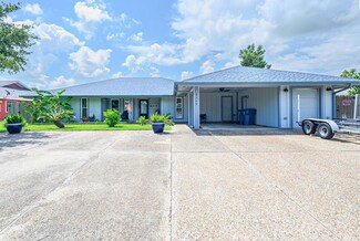 2209 Cape Charles St, Rockport, TX 78382