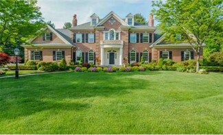32 Clark Rd, Andover, MA 01810