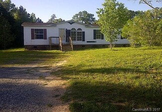 107 Greenwood Dr, Grover, NC 28073