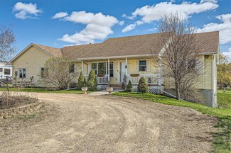 12511 40th St N, Stillwater, MN 55082