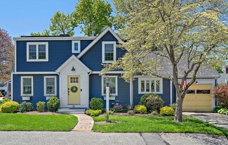 31 Epping St, East Weymouth, MA 02189