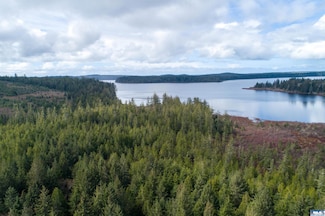 000 Swamp Rd, Sekiu, WA 98381
