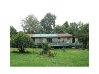 492 Mutton Hollow Rd, Rural Valley, PA 16249